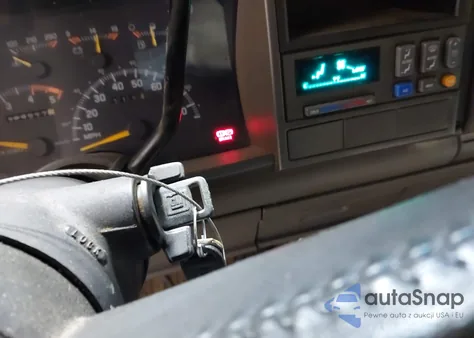 1994 Chevrolet Gmt-400 K1500 z USA, uszkodzony, nr VIN 1GCEK19K4RE258774